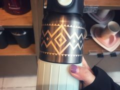 -星巴克臻选(成都环球乐天店)