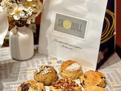 -SKROLL卡特司库·蛋糕定制·生吐司·司康(古北程家桥店)