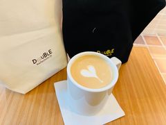 -DOUBLE HAPPINESS 双喜面包咖啡