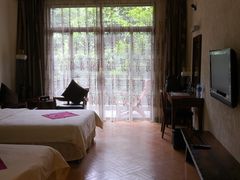 -森波拉火山温泉