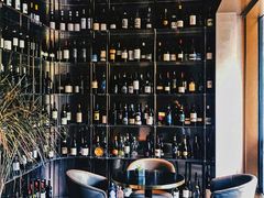 -wineapp葡萄酒餐吧(外滩金融中心店)