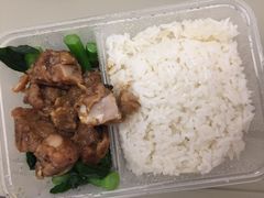 豉汁排骨炖饭-华丰小食