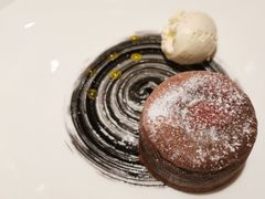 熔岩巧克力蛋糕-福楼法餐厅FLO