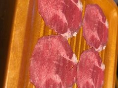 -牛YO寿喜烧·铁板烧和牛火锅自助(市府恒隆店)