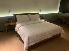 -SFEEL设计师酒店(成都春熙路天府广场店)