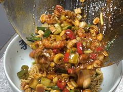-李犟大爆鳝面·手工蟹黄包(湖滨西湖店)
