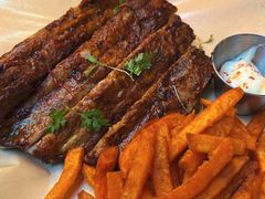 烤猪肋排-LESCEDARS Brasserie Bistro香柏树