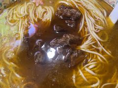-金杨拉面王小吃面馆·牛三宝面·红烧牛肉粉