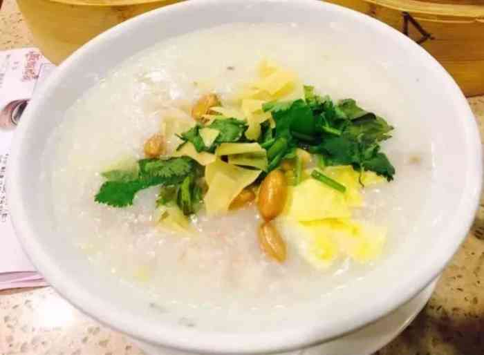 绿色吴家粥铺(苏宁店)-"中午不知道吃啥,跟朋友一起,朋友说牙齿疼.