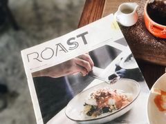 -ROAST coffee & eatery