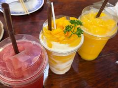 -Dang restaurant (patong phuket)