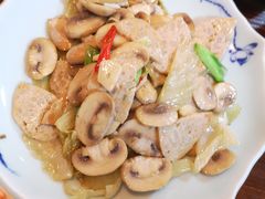 -赖厨潮汕砂锅粥