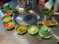 -欧巴炭烤肉오빠숯불구이(南京东路店)