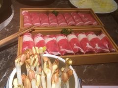-佬土鹅肠火锅(解放路店)