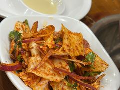 -楼外楼大刀肉传统火锅居(博学路店)