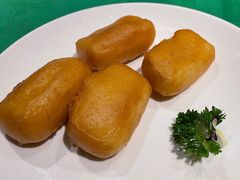 脆皮炸鲜奶-誉八仙茶室酒楼(新天地店)