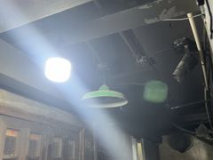 -荒岛实景沉浸密室(江汉路1店)