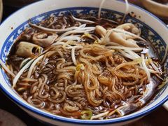 -茅屋大酒店