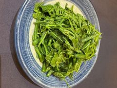 -伊带伊路新疆美食府(呼家楼店)