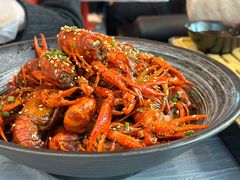 -肥肥虾庄·金牌油焖大虾(东湖欢乐谷店)