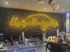 -奇醜的猴子咖啡(财信广场店)