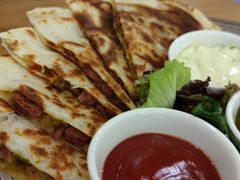 鸭肉饼配色拉-Money Shops(愚园路店)