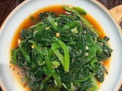 -丽华园·武汉地标楚菜餐厅(青山江滩店)
