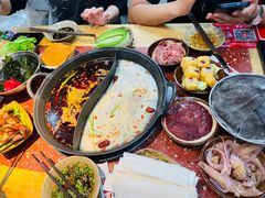 -赵美丽·重庆社区火锅·直营店(火车东站·中豪国际店)