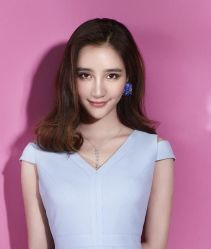 -时尚殿堂明星门店