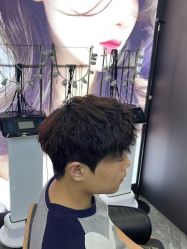 -藤野造型烫染·漂发