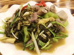 酸菜炒粉肠-疍家人黄记海鲜火烧烤