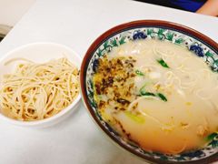 招牌黄鱼面-明呈黄鱼面馆(斜土路店)
