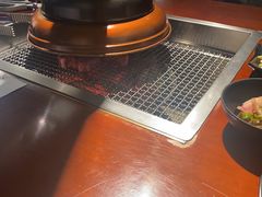 -肉甲韩国木炭烤肉(新壹街1店)