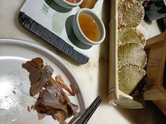 -绿茶餐厅(同成街华联店)
