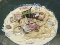 -芳草地西式融合餐厅(回龙窝店)