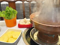 -老楼羊蝎子·铜锅涮肉•20年专注羊肉(惊驾路店)