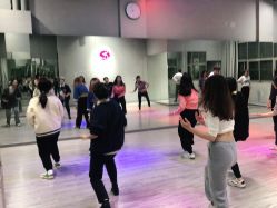 -星秀丽模特T台·舞蹈师资培训中心