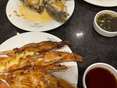 -川骄海鲜自助(王府井奥莱UP TOWN店原世界之花店)