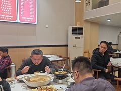 -范氏烧鸡公·甲鱼馆(郭徐岭广场店)