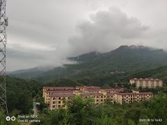 -黄金寨原生态旅游区