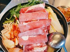 部队锅-MI WU FACTORY米屋美食工厂餐厅(绿地店)