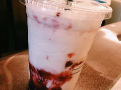 小雪荔枝瑞纳冰-瑞幸咖啡(南昌国际金融中心店)