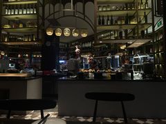 -钱小奴海鲜自助黑金店(杭州滨江龙湖店)