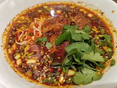 -李与白包子铺(桐梓林店)