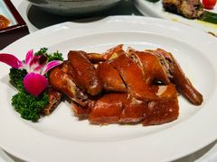 香港脆皮鸡（半只）-荣兴酒家(徐家汇店)