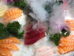 -青瓦餐厅·生鱼片·韩园烤肉(西塔店)