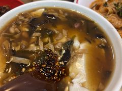 -三好食堂(煎饺·馄饨·肉饼米线·盛世广场店)