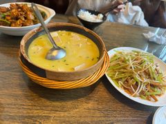 -泉畔人家·老济南经典鲁菜(大明湖店)