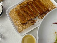-品海楼·大连海胆锅贴馆(东港店)