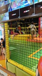 -蹦蹦跳跳(新奥购物中心店)